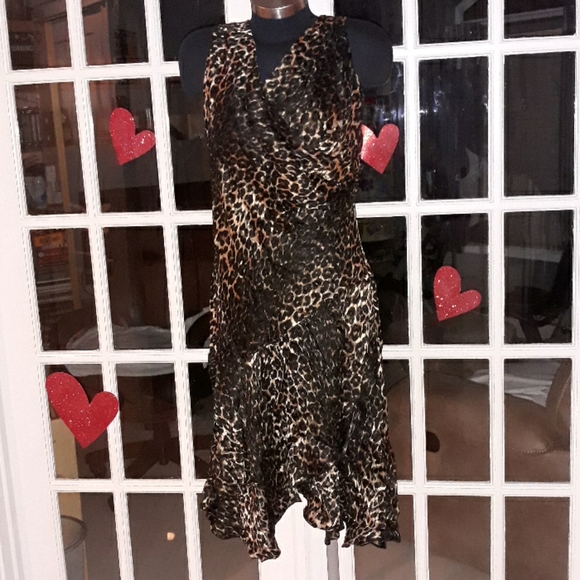 Animal Print Dress - Picture 4 of 4